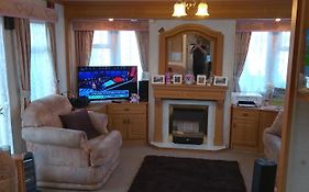 Warden Springs Caravan Park Ms16 Thornhill Road, Eastchurch,Me124Hf